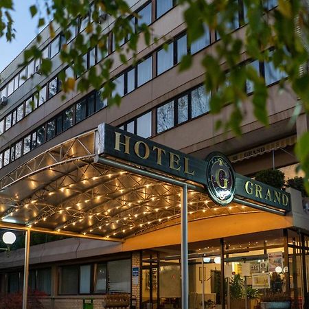 Hotel Grand Sarajevo Bagian luar foto
