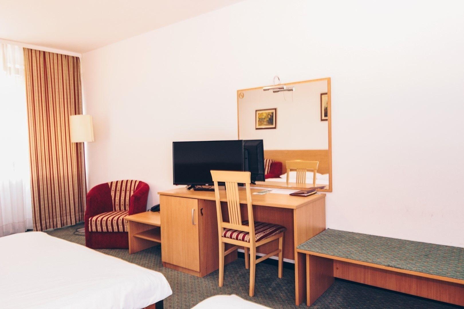 Hotel Grand Sarajevo Bagian luar foto