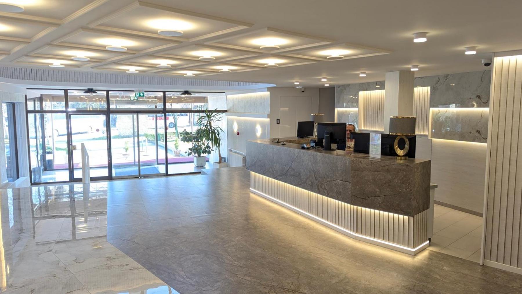Hotel Grand Sarajevo Bagian luar foto