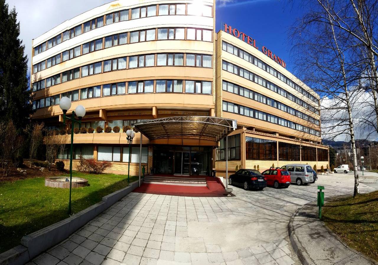 Hotel Grand Sarajevo Bagian luar foto