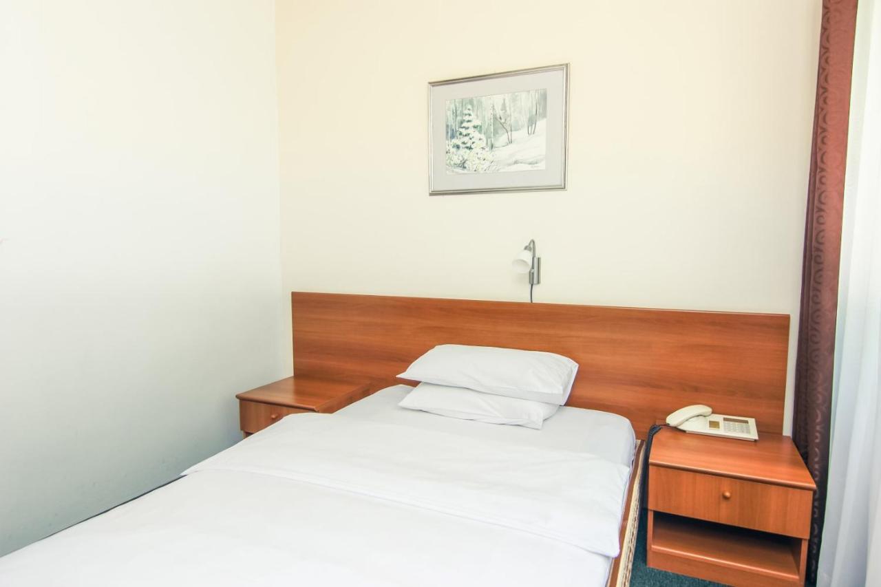 Hotel Grand Sarajevo Bagian luar foto