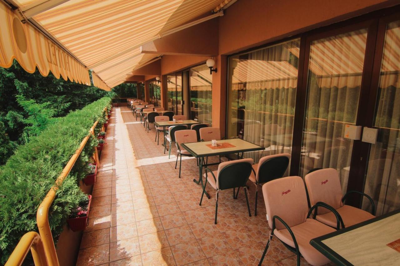 Hotel Grand Sarajevo Bagian luar foto
